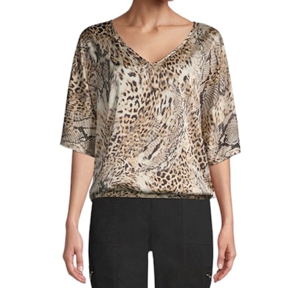 Chico’s Plus Size 3 Animal Print V-Neck Blouse - Picture 2 of 13